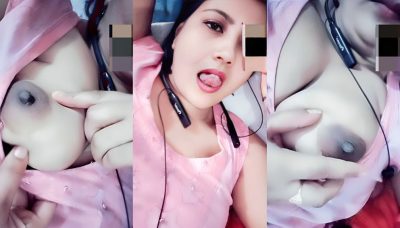 Desi Sapna Bhabhi Playing Boobs Showing Video Call